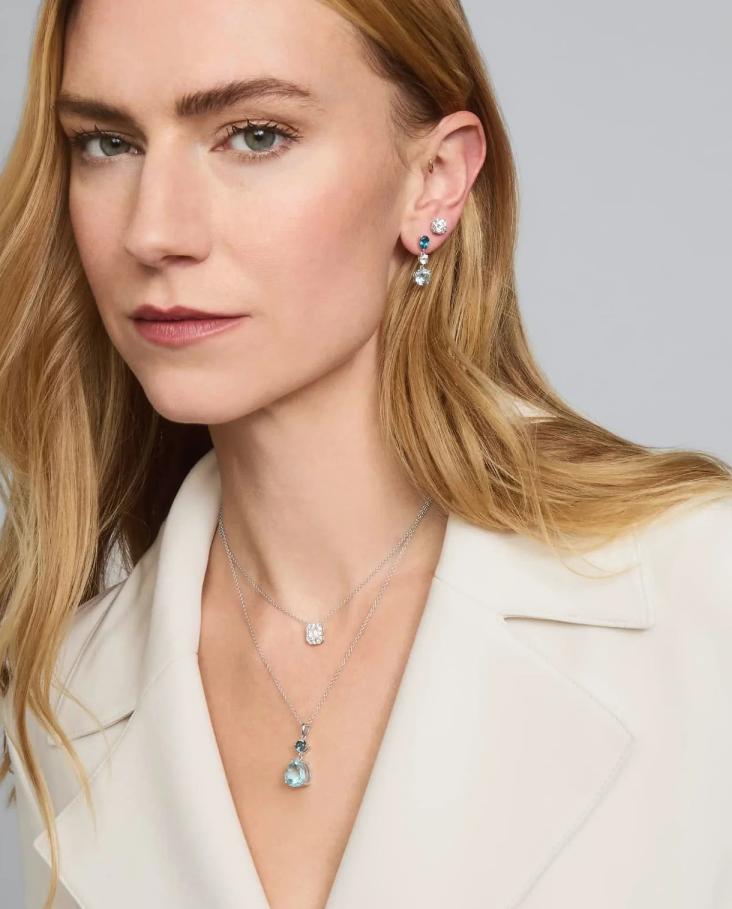 Elsa High Earrings in Yellow Gold